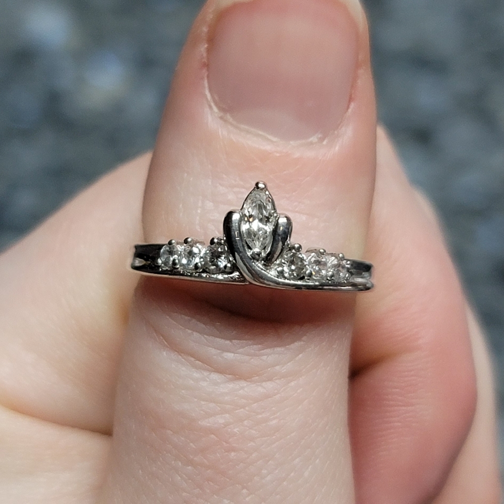 ⚡SOLD⚡Sterling Silver Crown Ring